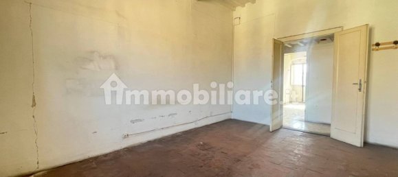 4 bedrooms Apartment in Livorno, Italy No. 110890 18