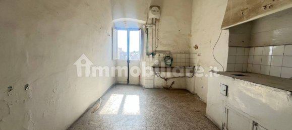 4 bedrooms Apartment in Livorno, Italy No. 110890 10