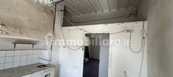 4 bedrooms Apartment in Livorno, Italy No. 110890 15