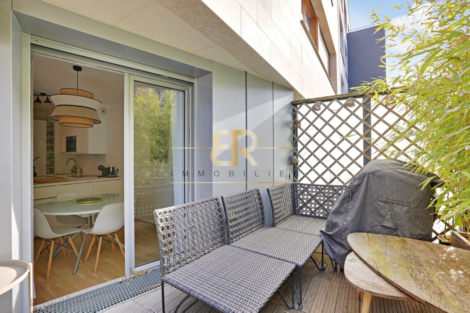 2 chambres Duplex à Pantin, France No. 147174