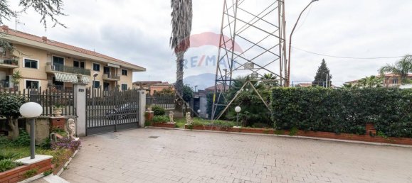 5-salle Appartement à San Giovanni la Punta, Italy No. 34884 27