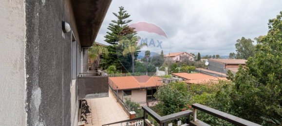 5-salle Appartement à San Giovanni la Punta, Italy No. 34884 34