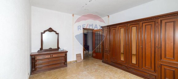 5-salle Appartement à San Giovanni la Punta, Italy No. 34884 52