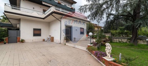 5-salle Appartement à San Giovanni la Punta, Italy No. 34884 23