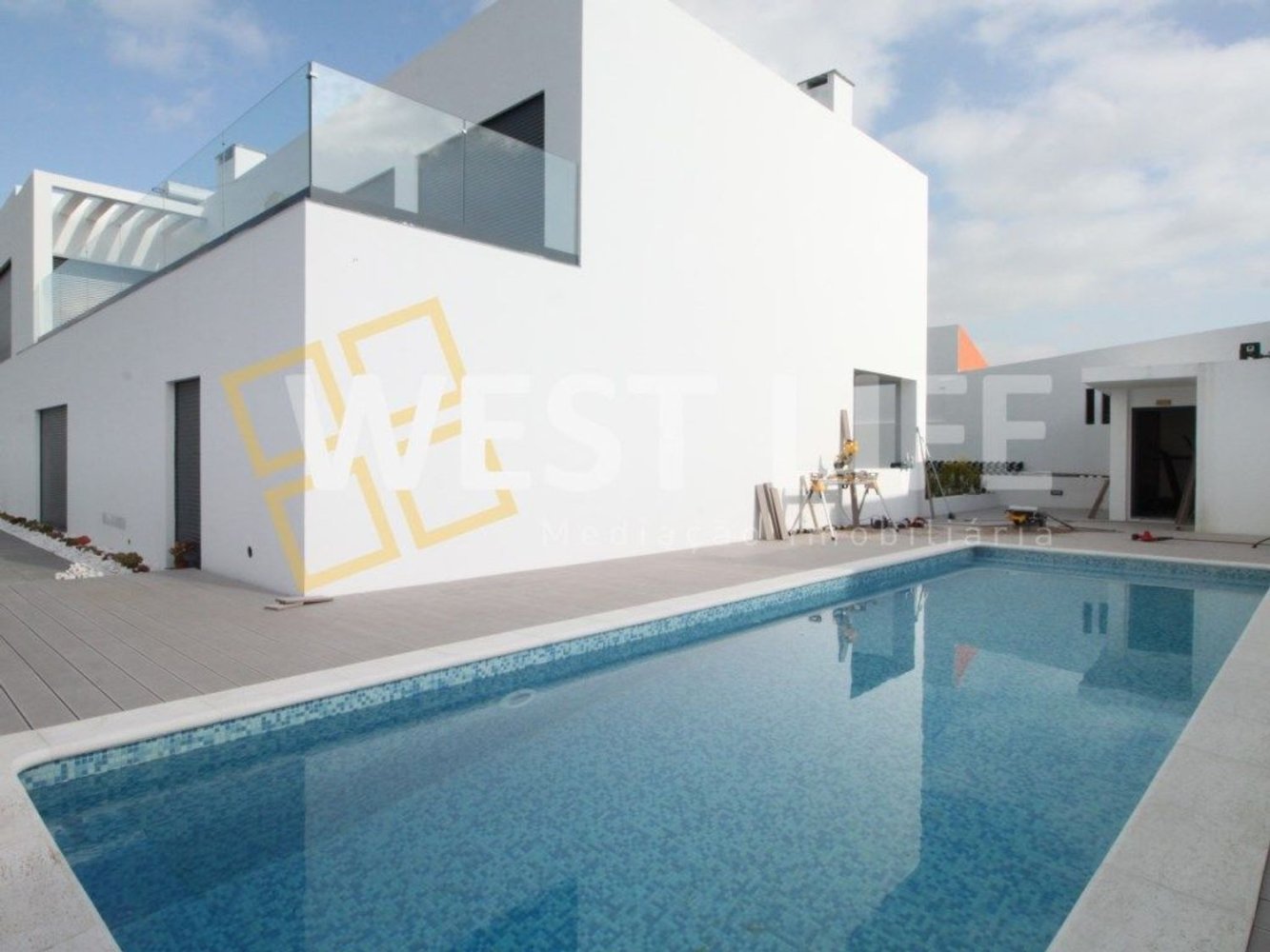 3غرفة شقة في Loures, Portugal رقم 98359