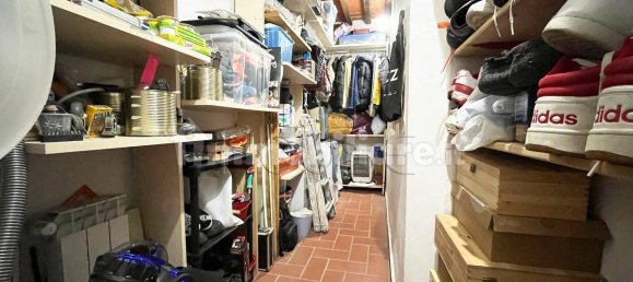 Квартира с 2 спальнями в Ареццо, Италия № 215917 26