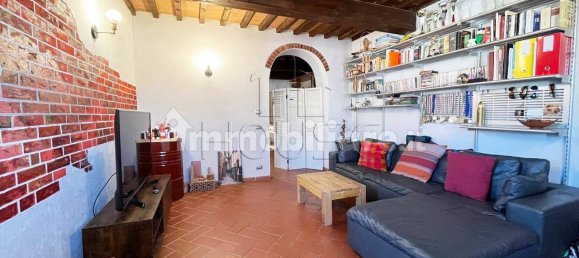 Квартира с 2 спальнями в Ареццо, Италия № 215917 8