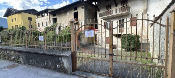 2 bedrooms House in Comano Terme, Italy No. 275635 3