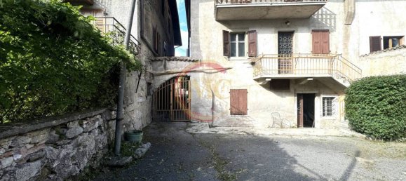 2 bedrooms House in Comano Terme, Italy No. 275635 2