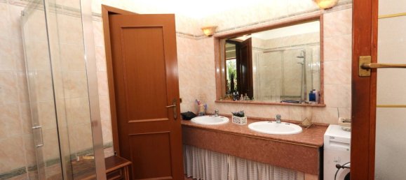 3 bedrooms Villa in Guidonia Montecelio, Italy No. 15679 22