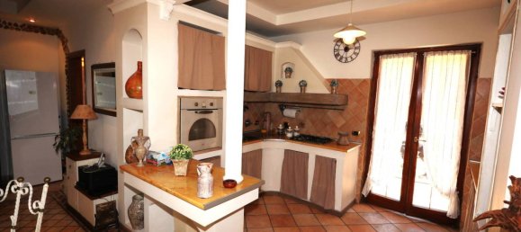 3 bedrooms Villa in Guidonia Montecelio, Italy No. 15679 24