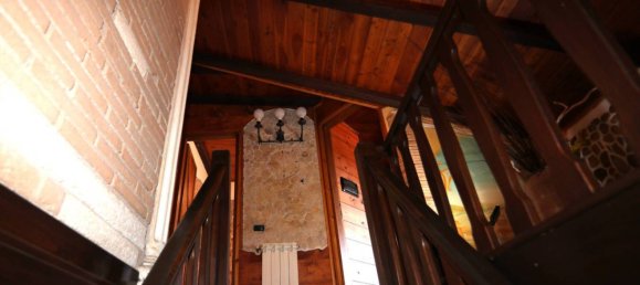 3 bedrooms Villa in Guidonia Montecelio, Italy No. 15679 20