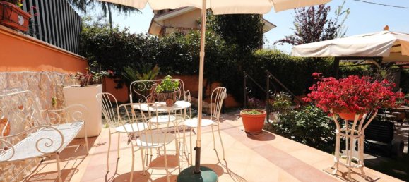 3 bedrooms Villa in Guidonia Montecelio, Italy No. 15679 2
