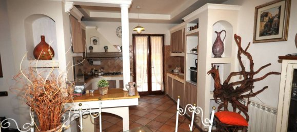 3 bedrooms Villa in Guidonia Montecelio, Italy No. 15679 25