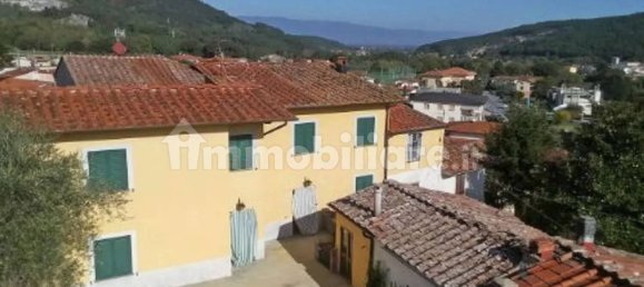 5 Schlafzimmer Villa in Lucca, Italy, Nr. 330068 2