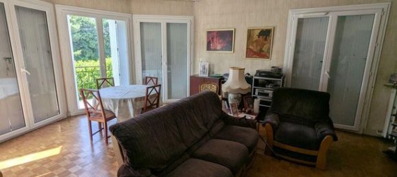 Квартира с 3 спальнями в Лормон, Франция № 284245 2