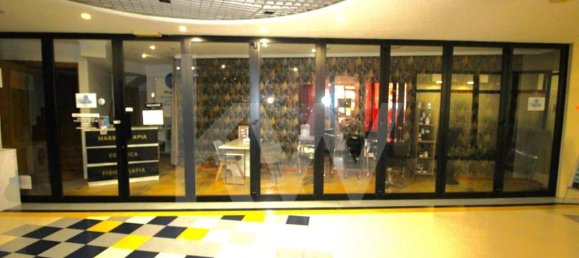 Gewerbliche Immobilie in Funchal, Portugal 78m², Nr. 84241 4