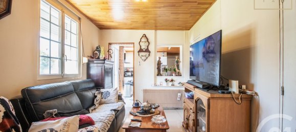 2 bedrooms House in Hautmont, France No. 57087 5