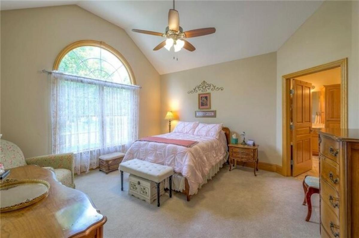 3 bedrooms House in Peculiar, USA No. 399921