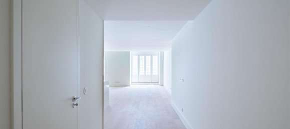 1 bedroom Duplex in Lisbon, Portugal No. 134954 2