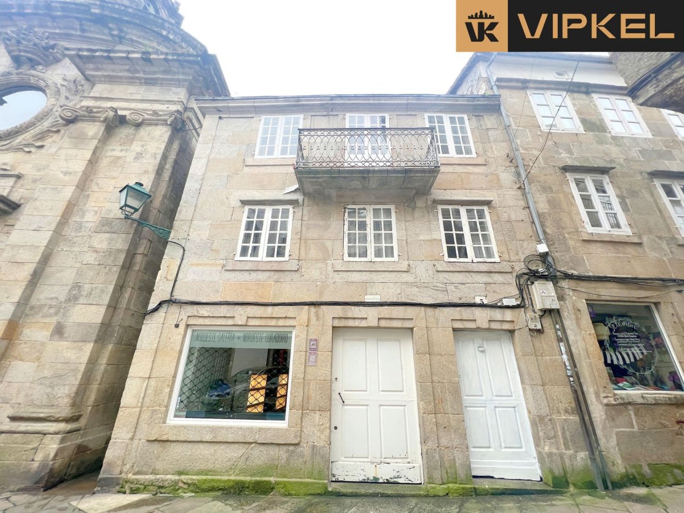 Bâtiment à A Coruna, Spain 414m² No. 60967