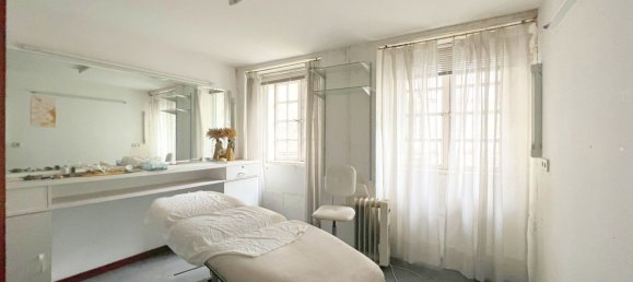 Bâtiment à A Coruna, Spain 414m² No. 60967 29