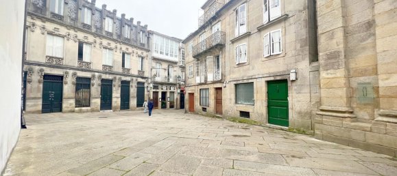 Bâtiment à A Coruna, Spain 414m² No. 60967 3