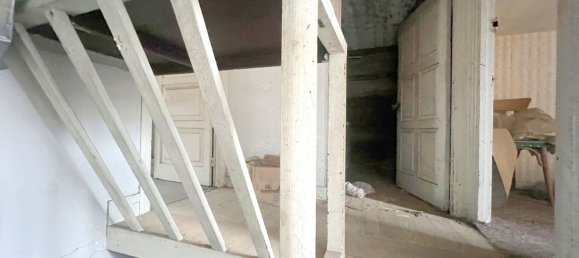 Bâtiment à A Coruna, Spain 414m² No. 60967 10