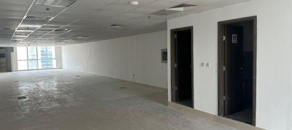 208.1m² Office in Business Bay, UAE No. 15586 3