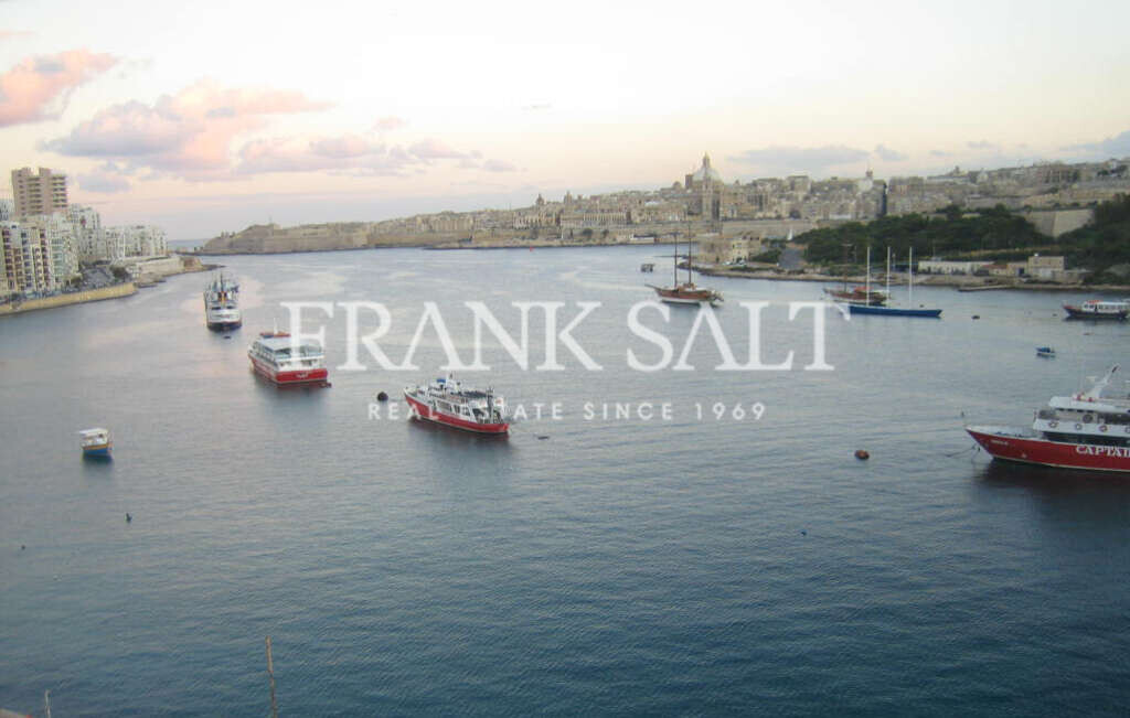 3 bedrooms Apartment in Sliema, Malta No. 3350