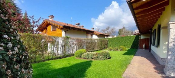 4 bedrooms Villa in Castione della Presolana, Italy No. 370123 4