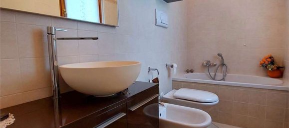 4 bedrooms Villa in Castione della Presolana, Italy No. 370123 13