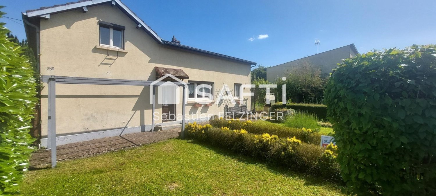 3 bedrooms Villa in Laon, France No. 61275