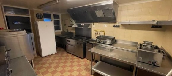 عقار تجاري في Voisenon, France 236متر مربع رقم 182533 5