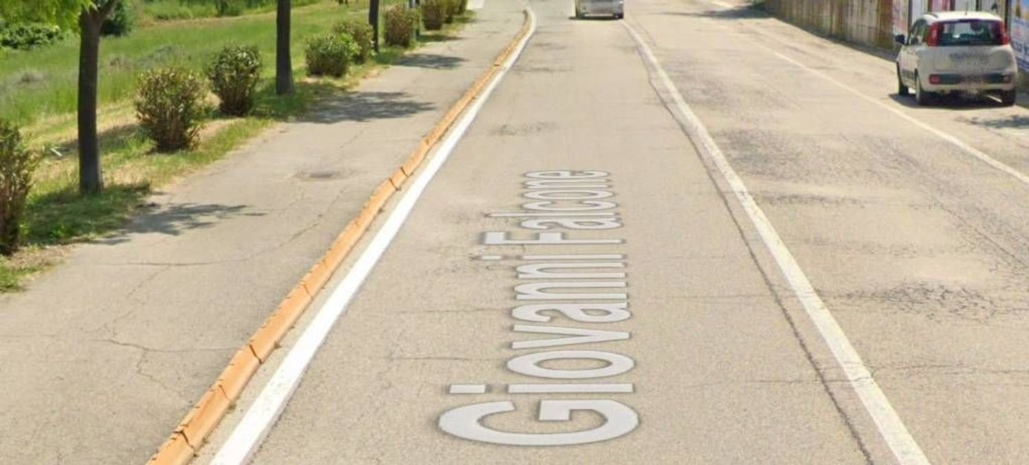 172m² Commercial property in Fermo, Italy No. 257731