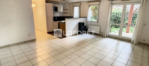 3 bedrooms Apartment in Villejuif, France No. 180439 5