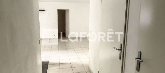 3 bedrooms Apartment in Villejuif, France No. 180439 27