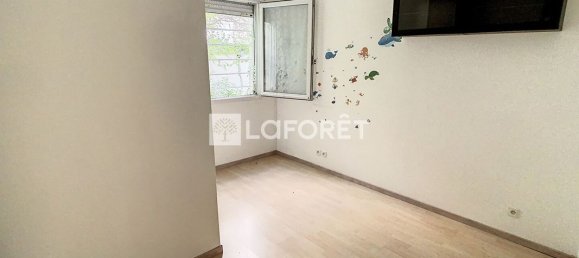 3 bedrooms Apartment in Villejuif, France No. 180439 24