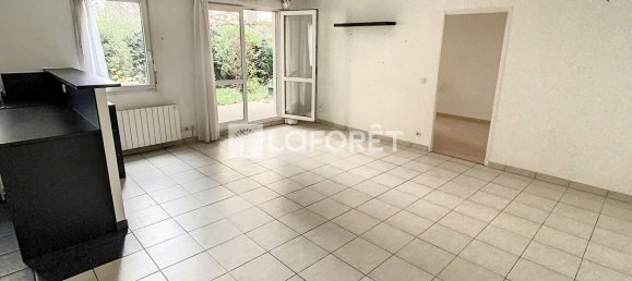 3 bedrooms Apartment in Villejuif, France No. 180439 9