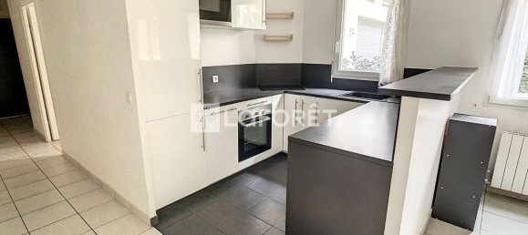 3 bedrooms Apartment in Villejuif, France No. 180439 6