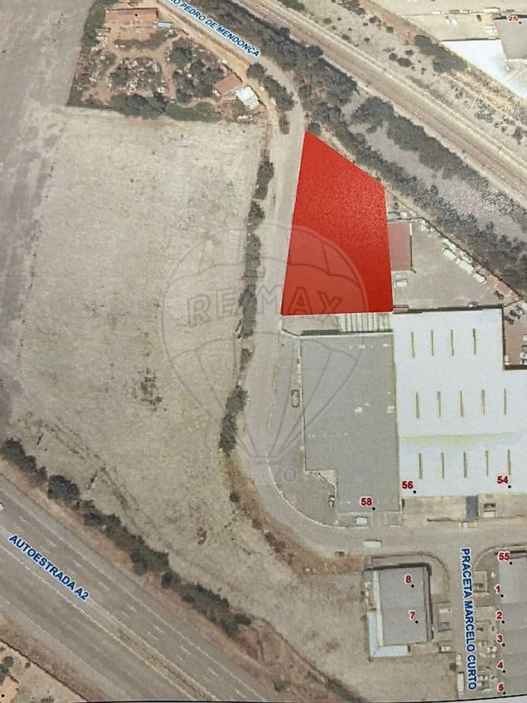 Lagerhaus in Seixal, Portugal 251m², Nr. 70763