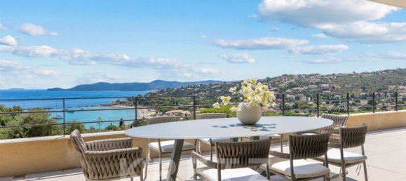 Villa de 4 dormitorios en Le Lavandou, France No. 280026 2