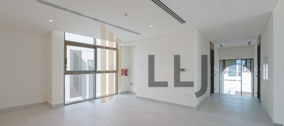 Вилла с 4 спальнями в Абу-Даби, ОАЭ № 64324 3