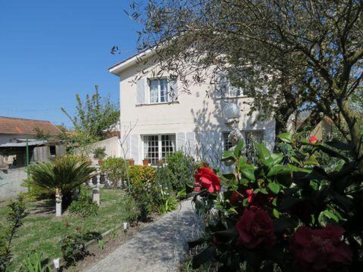 4 bedrooms House in Bordeaux, France No. 6928