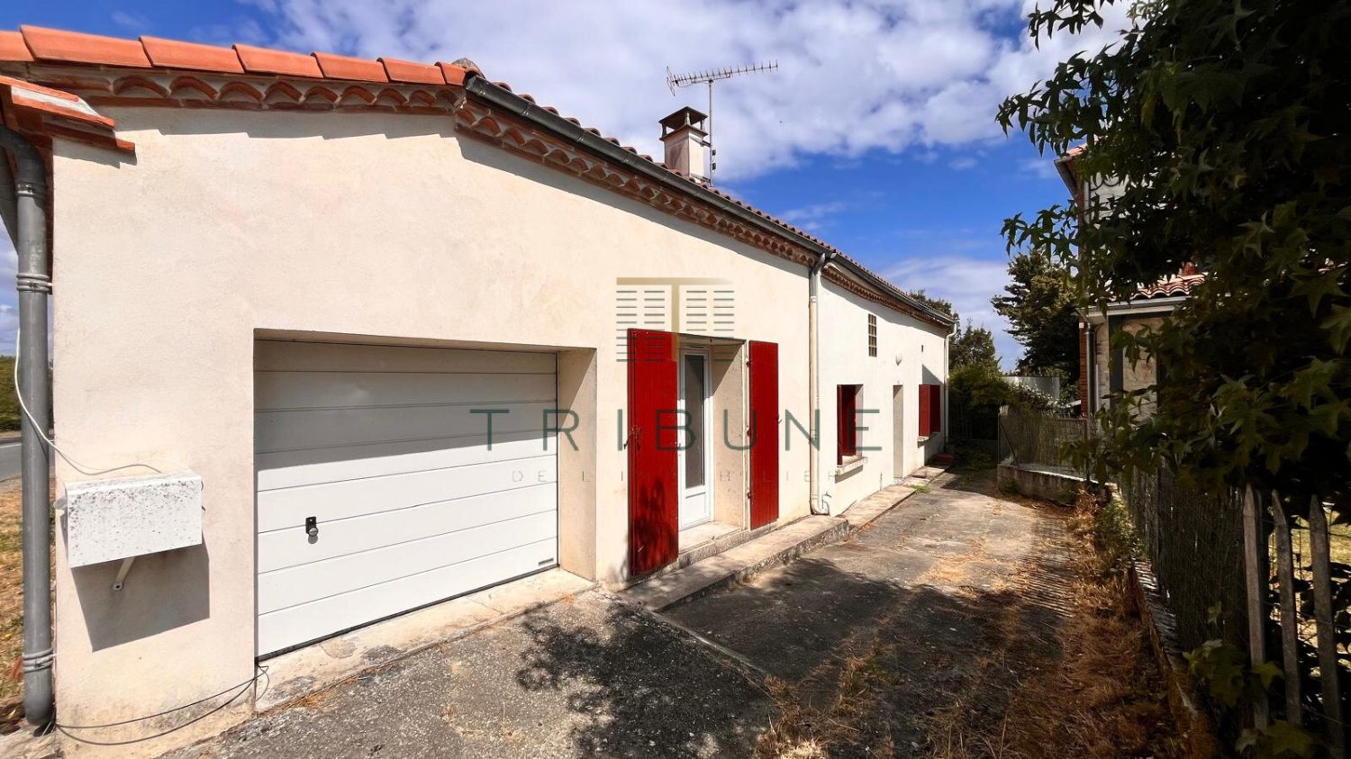 3 bedrooms House in Pont-du-Casse, France No. 355088