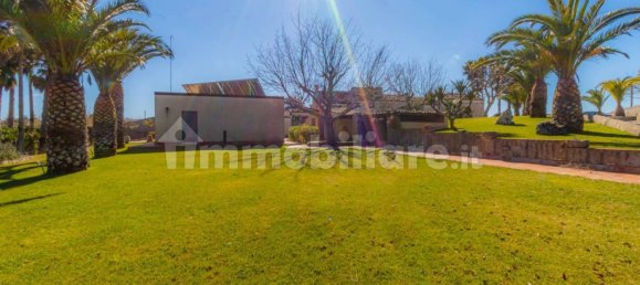 Вилла с 10 спальнями в Ното, Италия № 47671 37