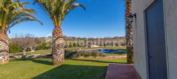 Вилла с 10 спальнями в Ното, Италия № 47671 33