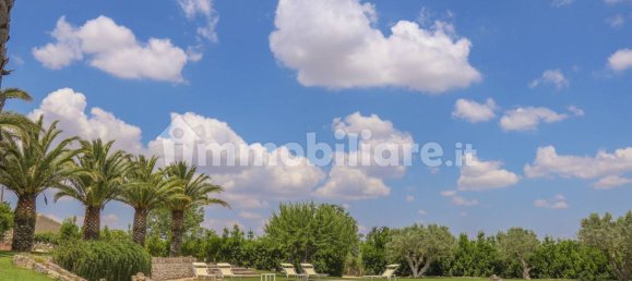 Вилла с 10 спальнями в Ното, Италия № 47671 11