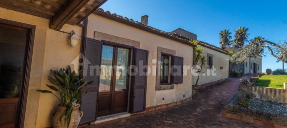 Вилла с 10 спальнями в Ното, Италия № 47671 42