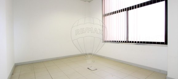 Gewerbliche Immobilie in Sintra, Portugal 136m², Nr. 66897 16